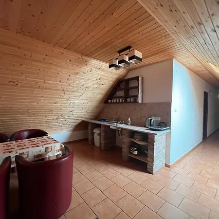 Privat 66 * Liptovský Trnovec